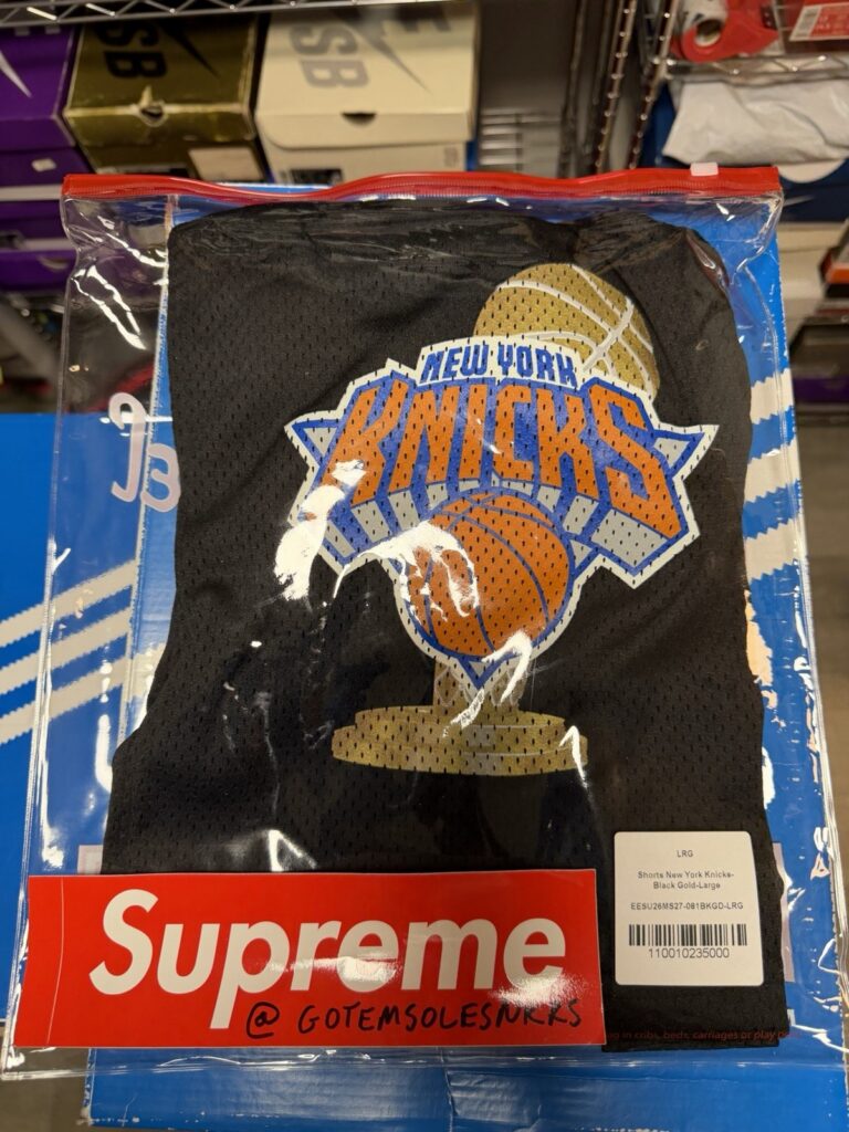 ERIC EMANUEL EE SHORTS NEW YORK KNICKS BLACK GOLD MENS LARGE BRAND NEW