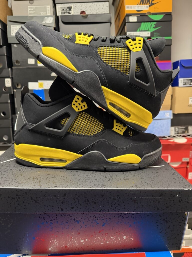 Nike Air Jordan 4 RETRO DH6927 017 BLACK YELLOW WHITE MENS Size 13 BRAND NEW