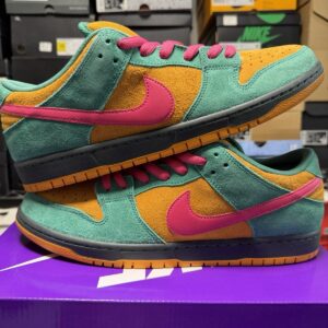 Nike SB Dunk Low Pro HQ1625-301 Green Noise Watermelon MENS SIZE 13 BRAND NEW DS