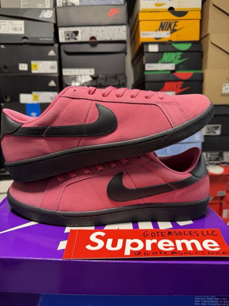 Nike SB ZOOM TENNIS CLASSIC IQ8394-600 HYPER PINK BLACK MEN SIZE 13 BRAND NEW DS