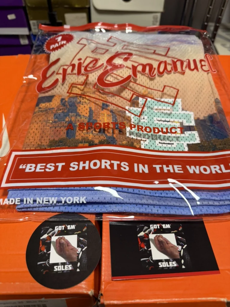 ERIC EMANUEL EE SHORTS SKYLINE BLUE SKY 9/11 25TH MEMORIAL MENS LARGE BRAND NEW